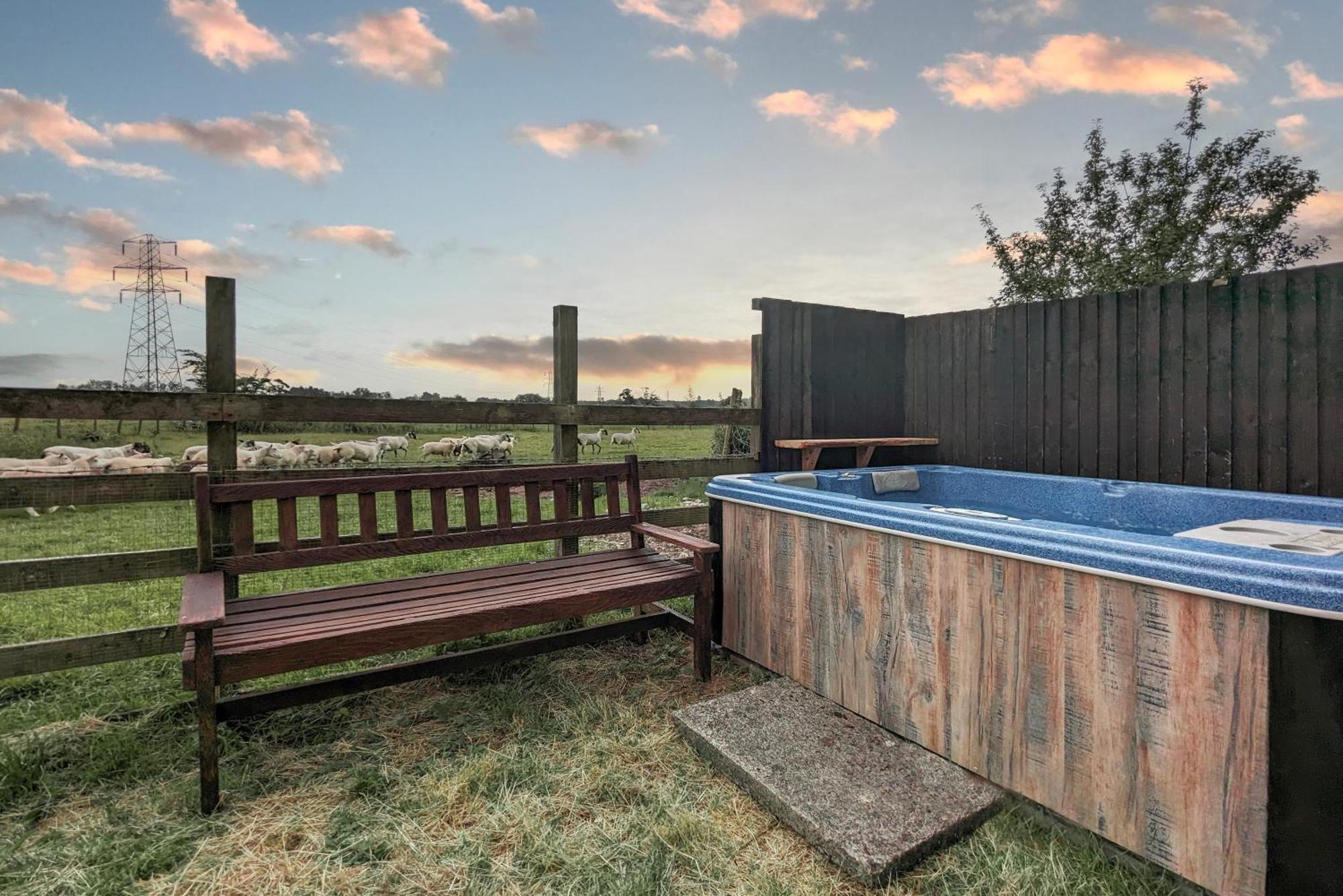 The Gilpin Farmhouse, Lake District Getaway Levens 외부 사진
